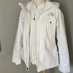 Beautiful ski jacket by North face